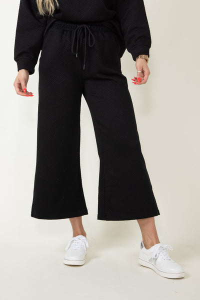 Textured Cropped Wide Leg Pants for Women in Black