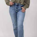 Judy Blue Mid Rise light Wash Boyfriend Jeans for Women