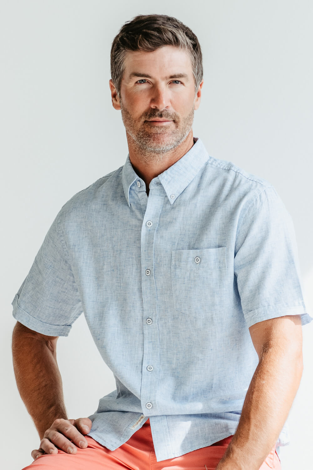 Weatherproof Vintage Linen Button Down Shirt for Men in Light Blue