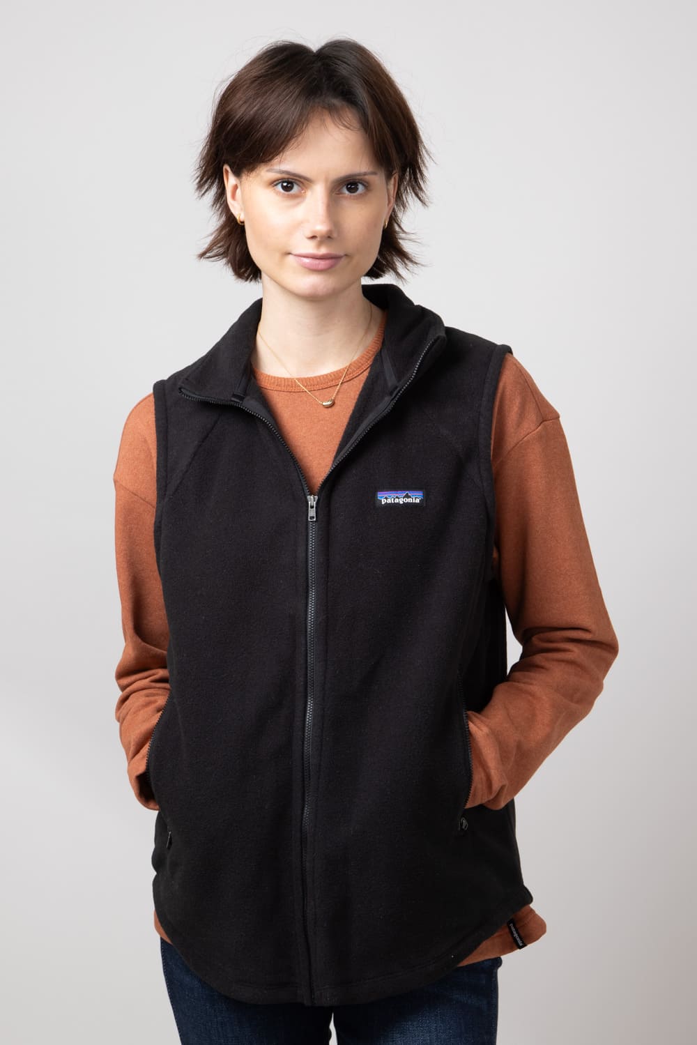 2024 Patagonia Women vest jacket size s color black