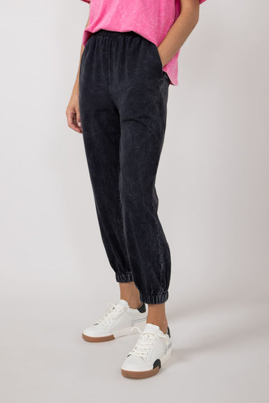 Garment Dyed Elastic Waist Jogger Pants for Women in Vintage Black