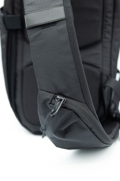 The North Face Borealis Sling Pack in Black