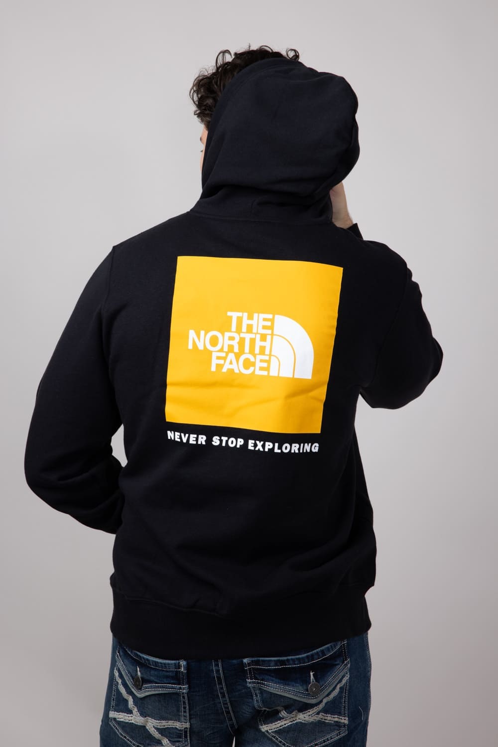 The North Face Box Logo Hoodie for Men in Black Yellow NF0A7UNS AGG Glik s