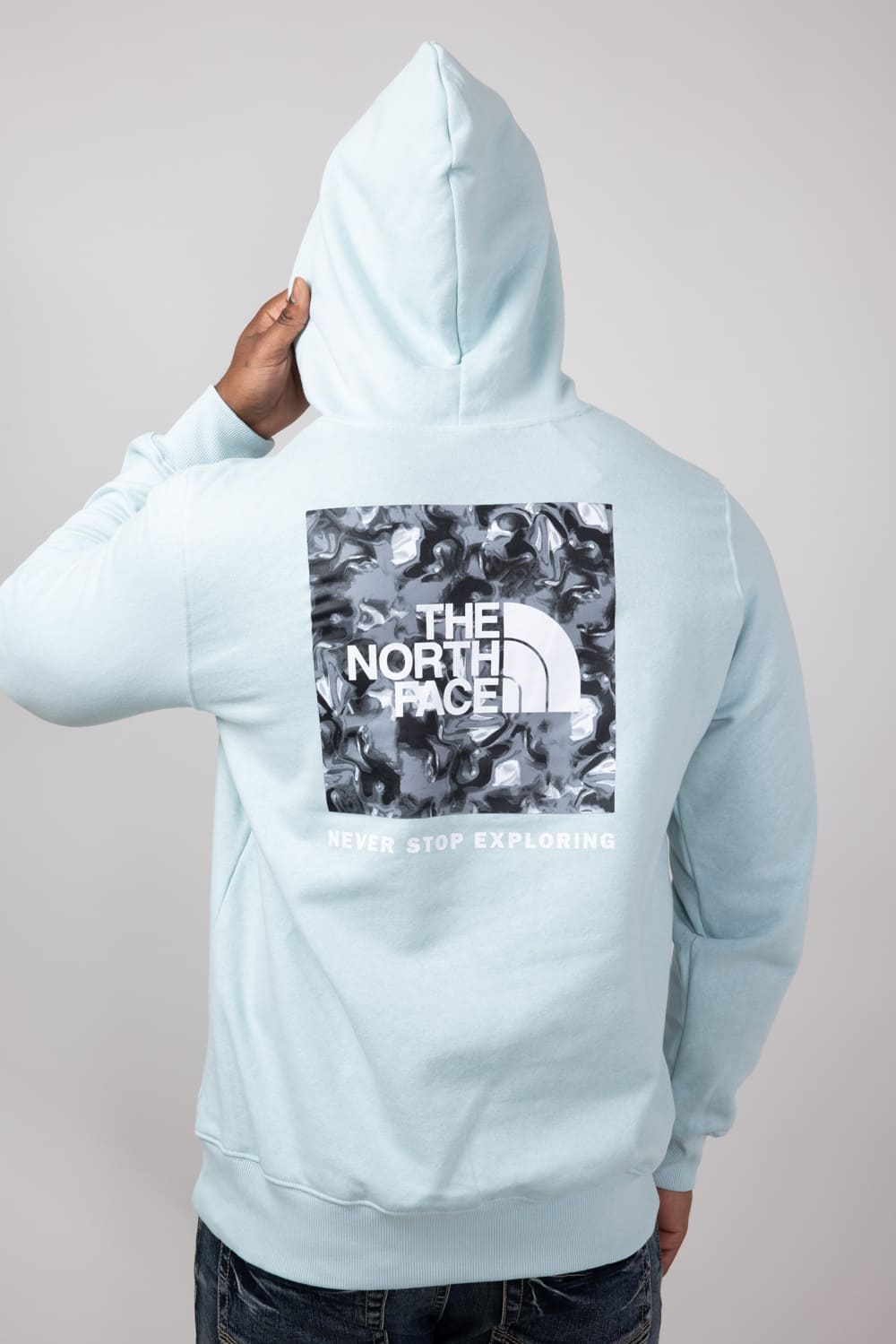 The North Face Box Logo Hoodie for Men in Muted Pine NF0A7UNS 4SI GR Glik s