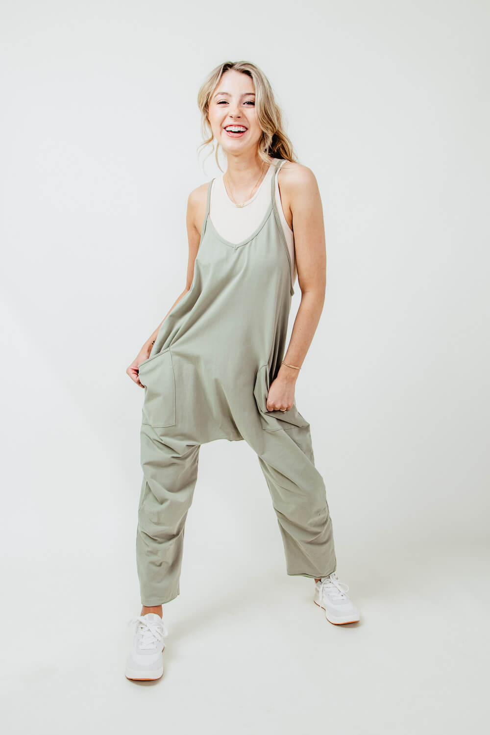 Outer Pocket Onesie for Women in Green IB48437 SAG Glik s