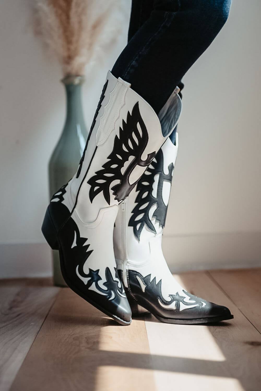 cowboy boot black and white