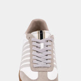 Shu Shop Stevie Sneakers for Women in White