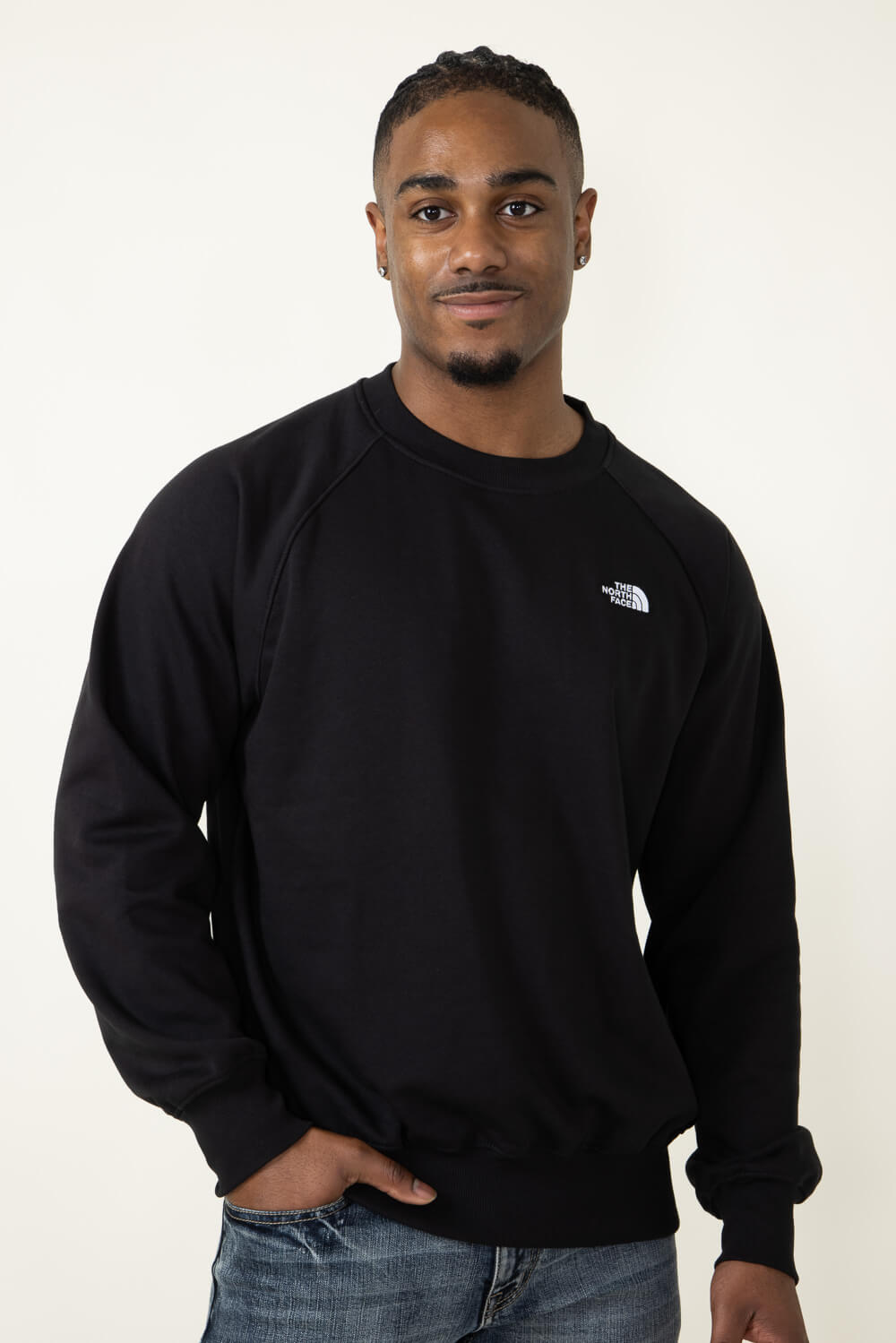 The North Face Evolution Crew Sweatshirt for Men in Black NF0A86WA K Glik s