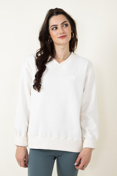 The North Face Evolution V Neck Sweatshirt for Women in White