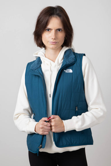 The North Face Junction Insulated Vest for Women in Midnight Petrol