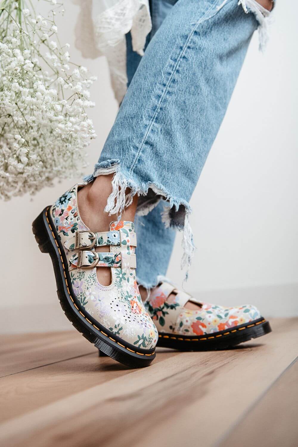 8065 Mary Jane Shoes for Women in Floral Beige | 30793292 – Glik's